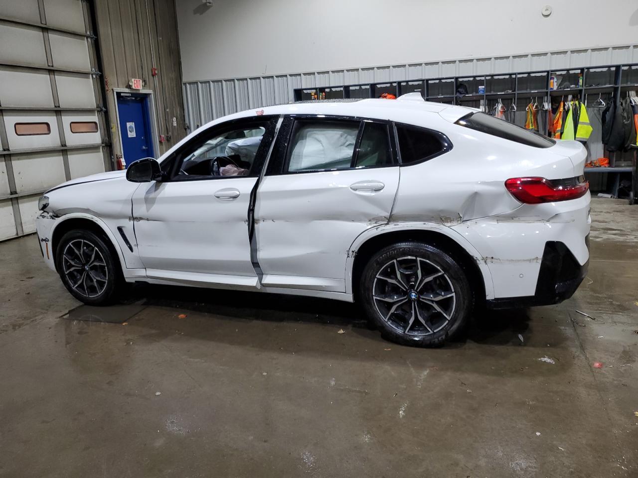 2024 BMW X4