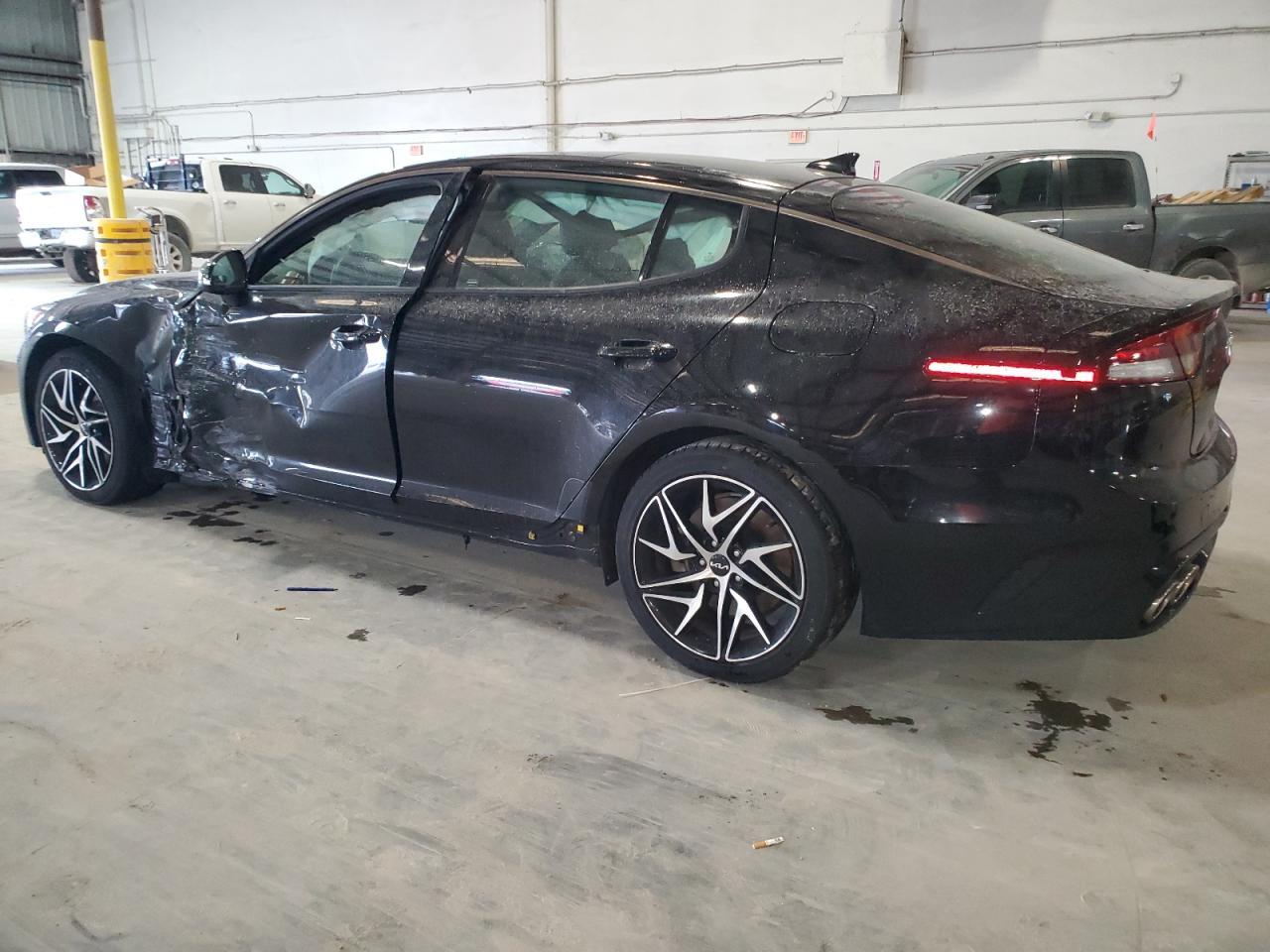 2022 KIA Stinger