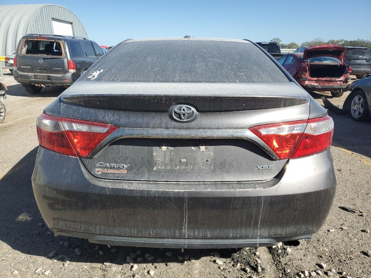 2015 TOYOTA CAMRY