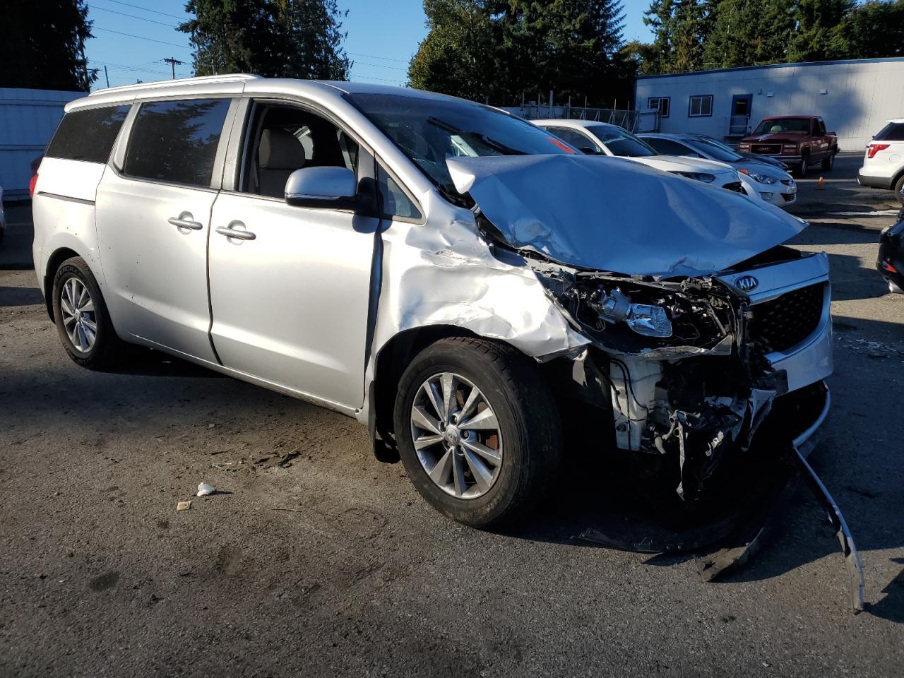 2016 KIA SEDONA