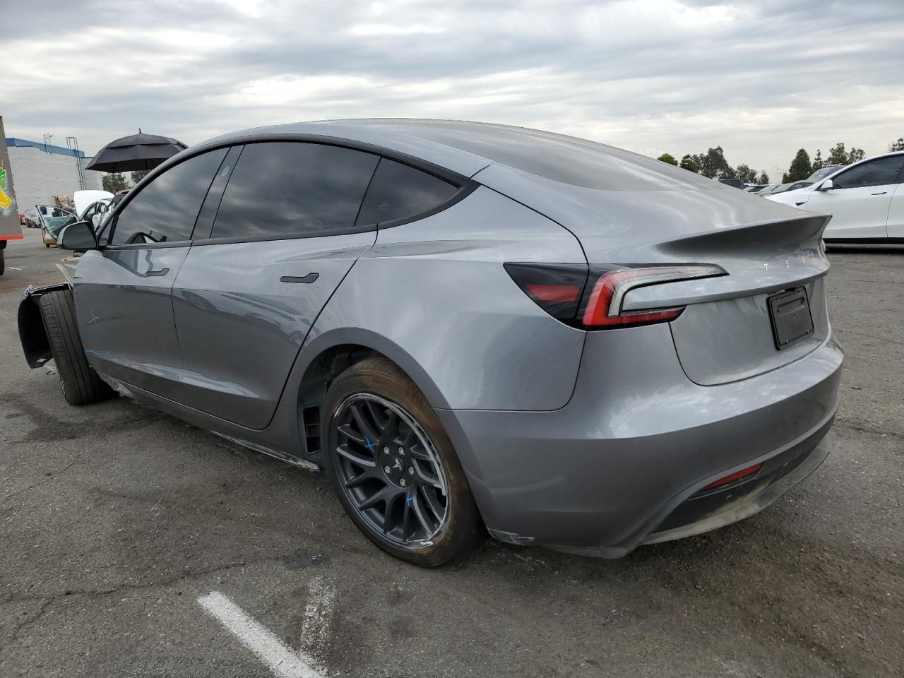 2025 TESLA MODEL 3