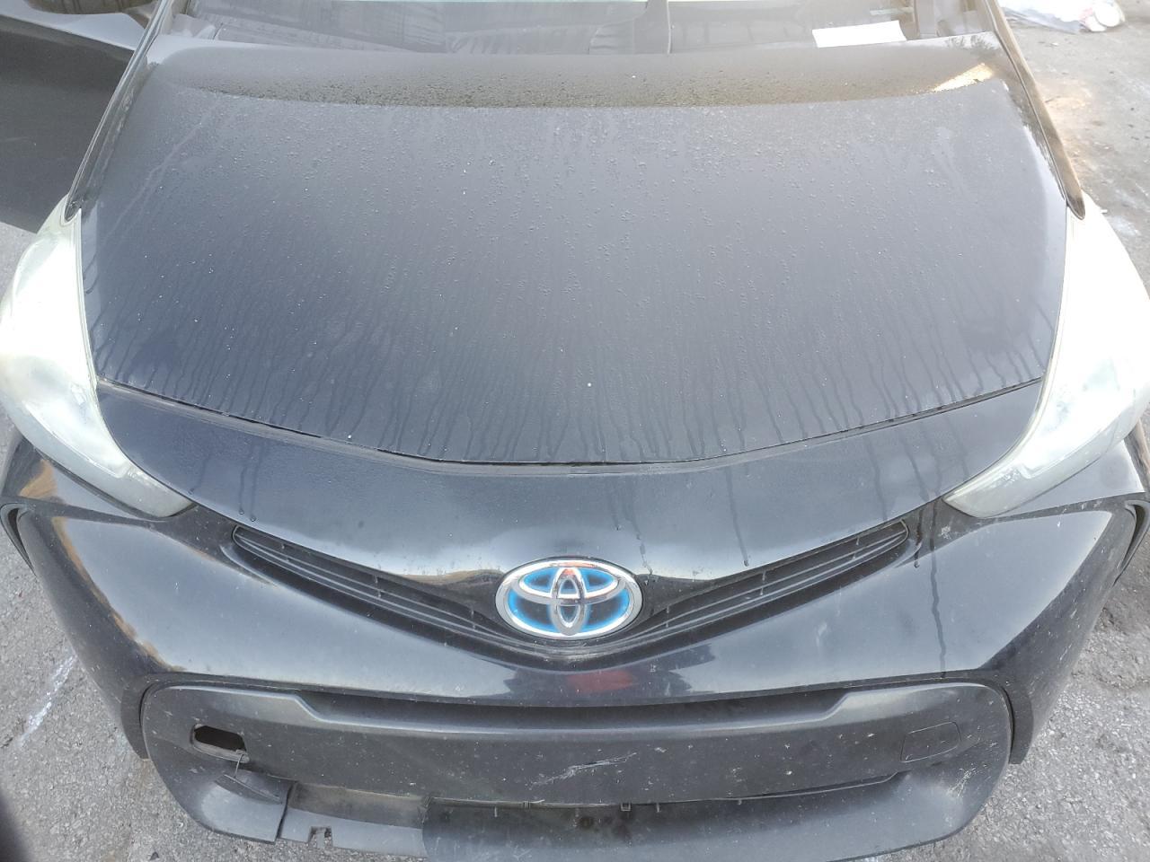 2016 TOYOTA PRIUS V