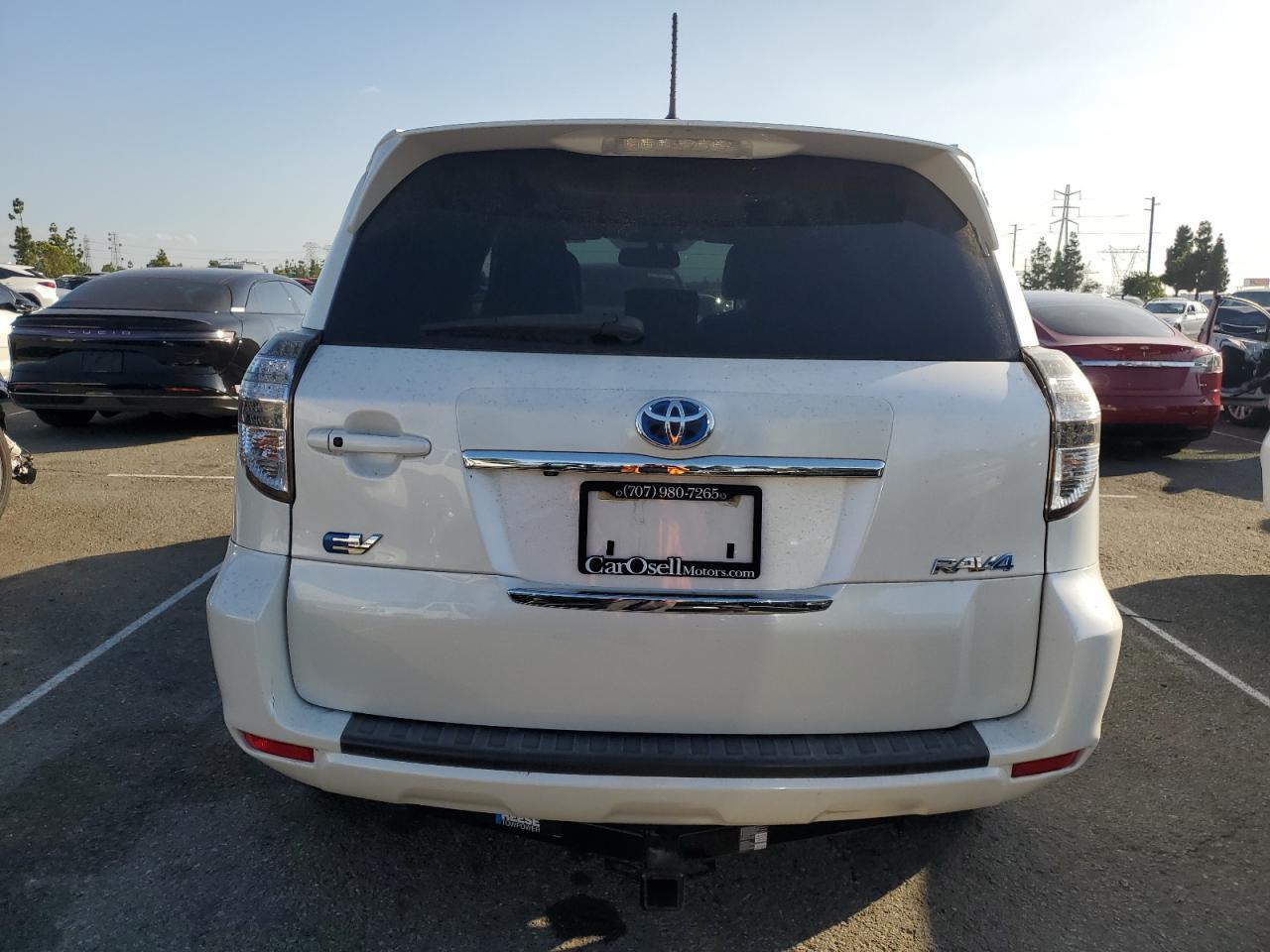 2014 TOYOTA RAV4