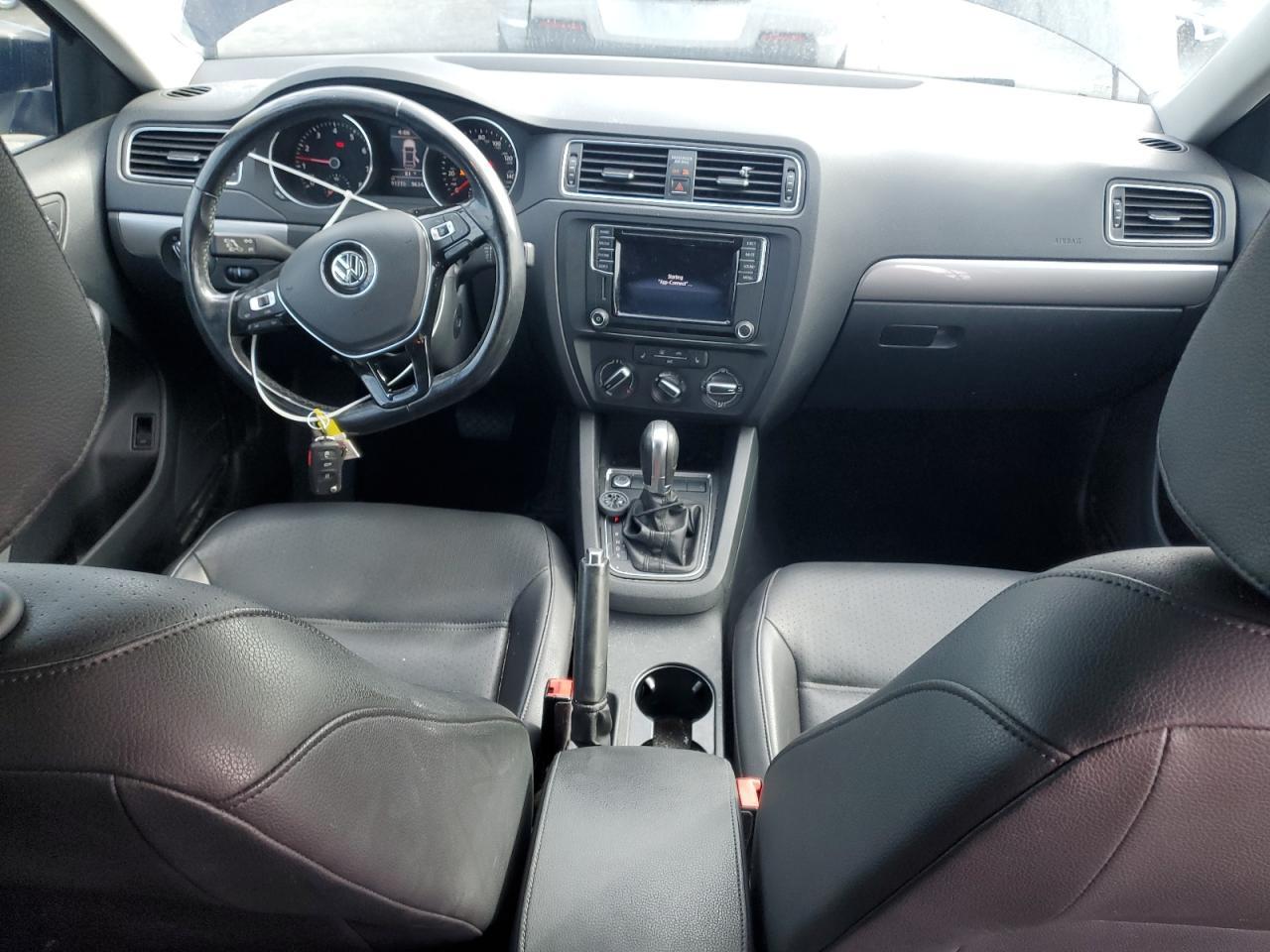 2017 VOLKSWAGEN JETTA