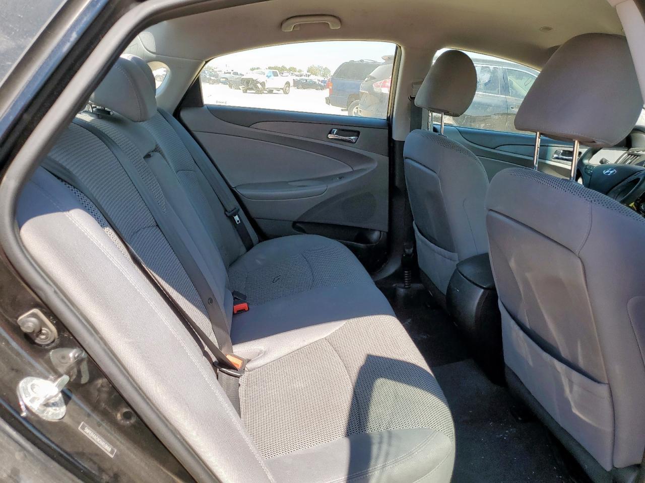 2012 HYUNDAI SONATA