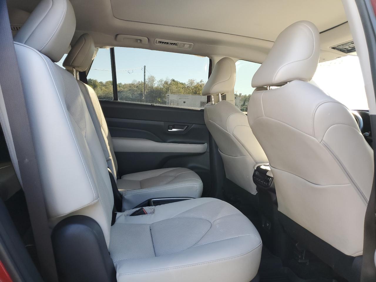 2024 TOYOTA HIGHLANDER