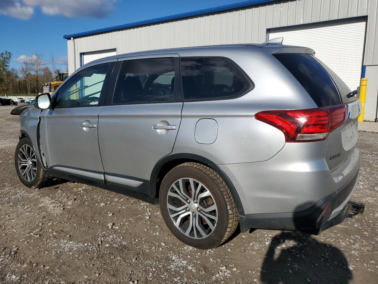 2018 MITSUBISHI outlander
