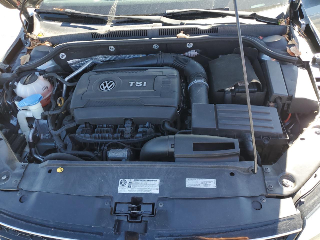 2017 VOLKSWAGEN JETTA