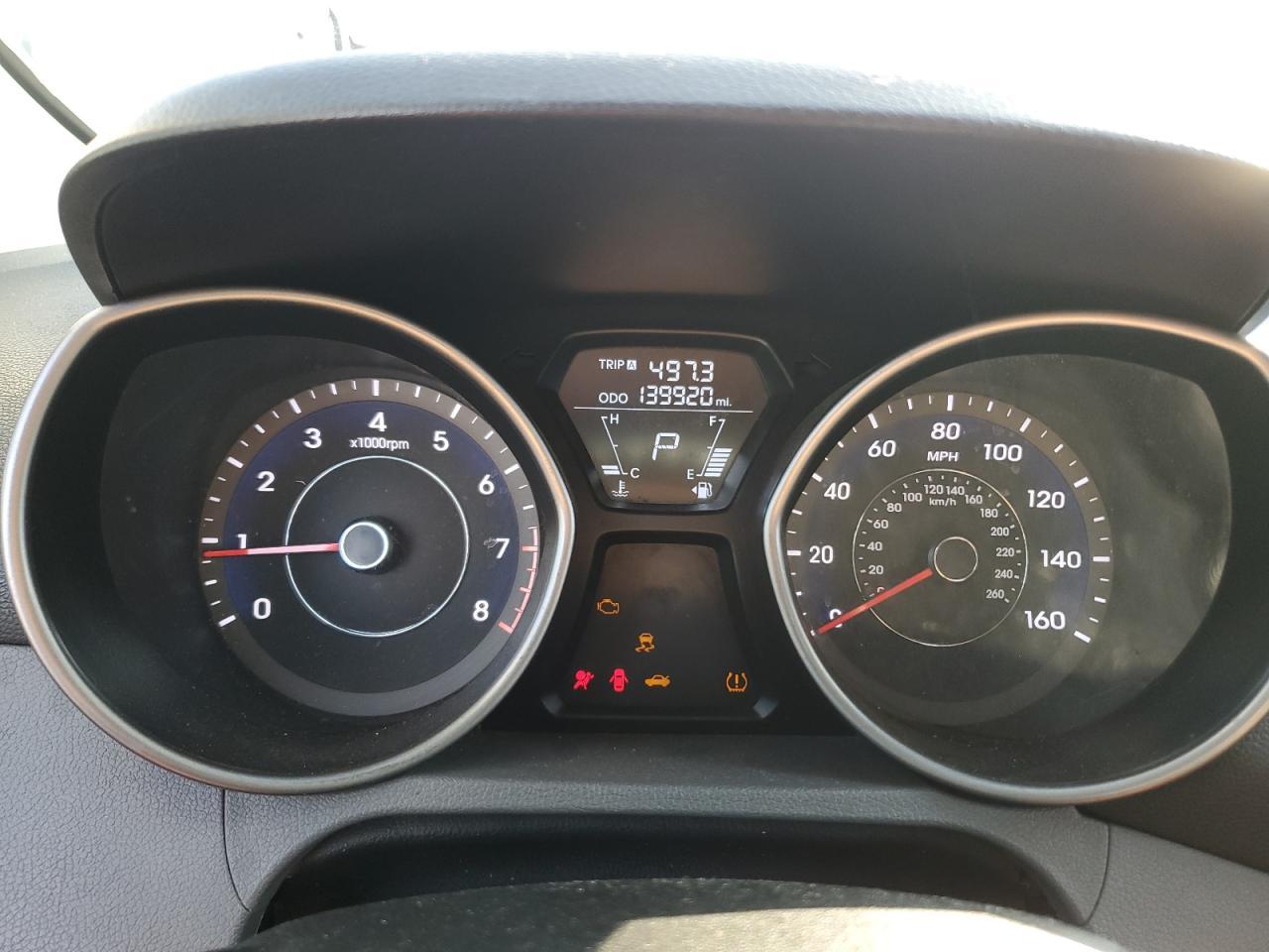 2011 HYUNDAI ELANTRA
