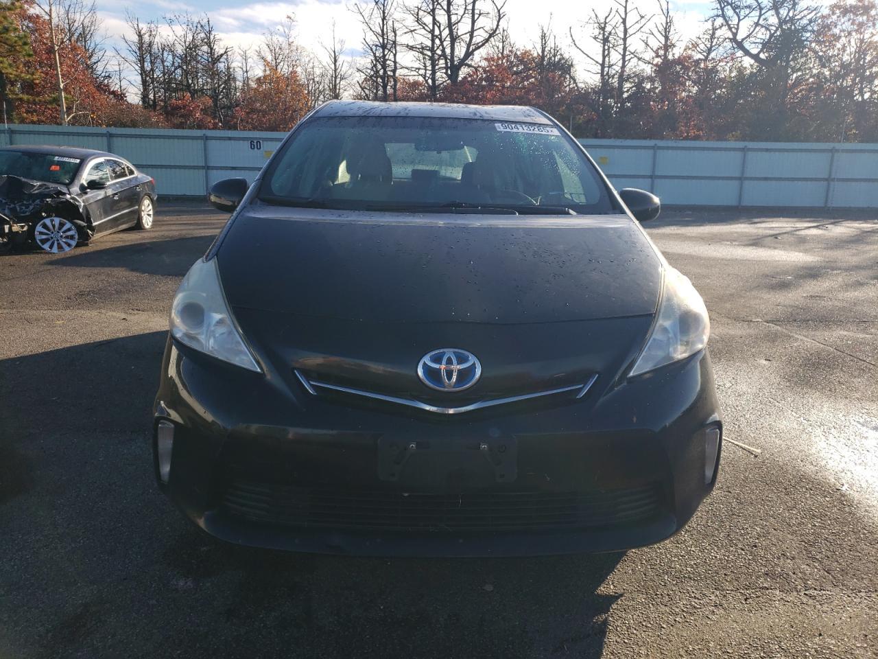 2012 TOYOTA PRIUS V