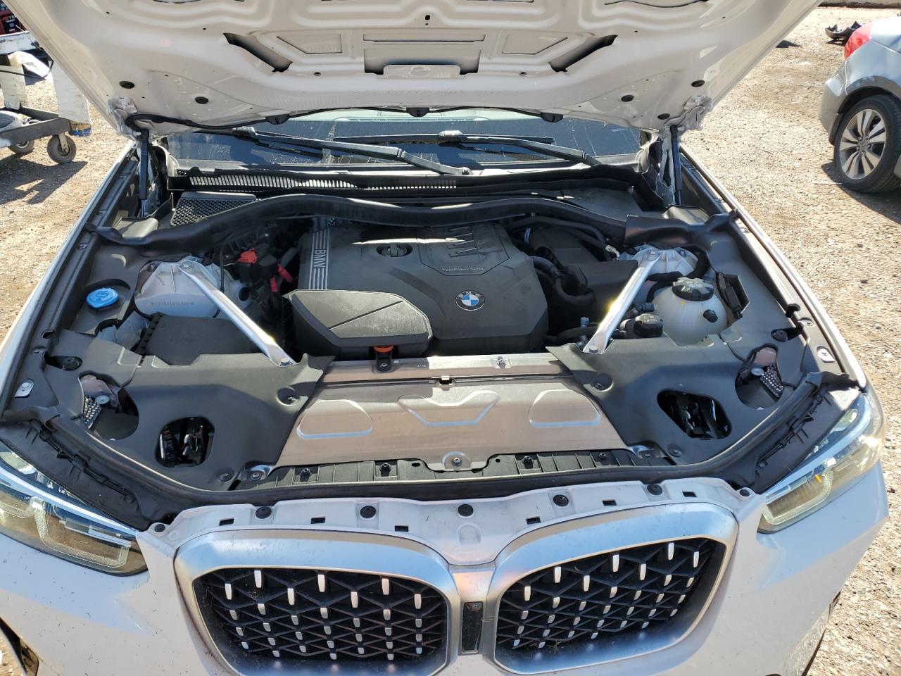 2023 BMW X4