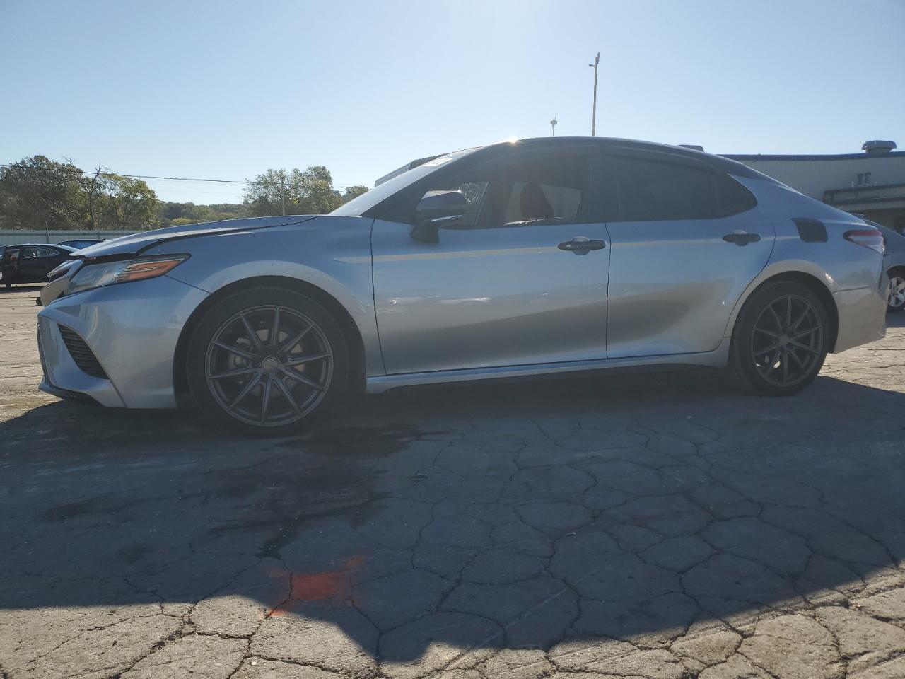 2019 TOYOTA CAMRY