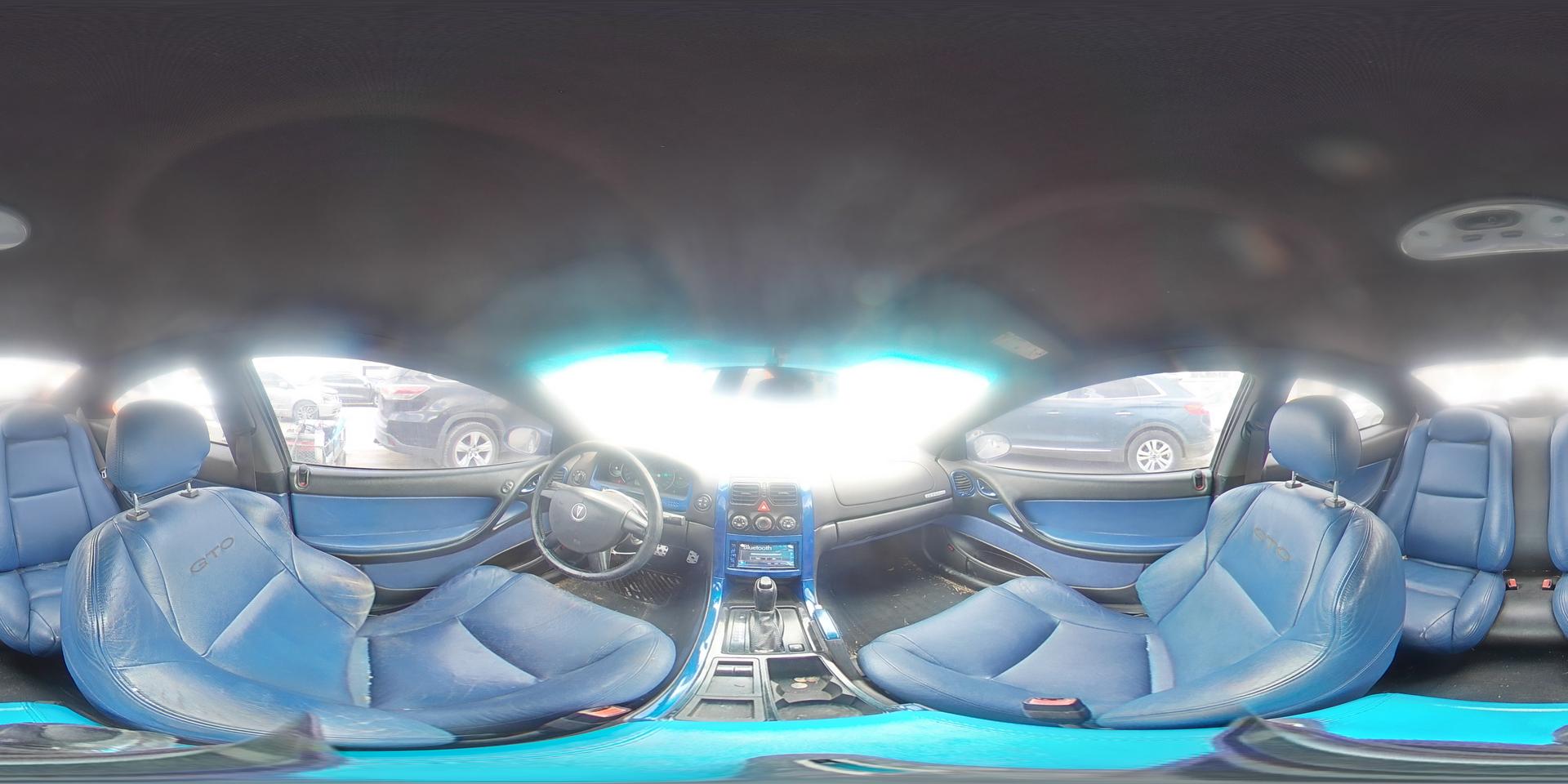 2004 PONTIAC Gto