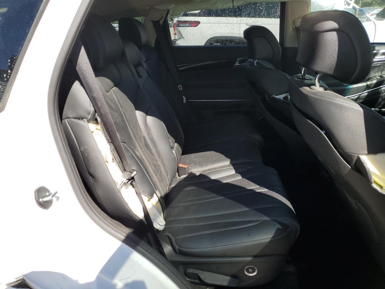 2025 GENESIS GV80