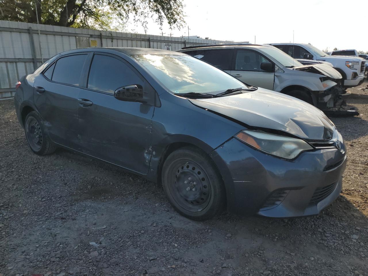 2016 TOYOTA COROLLA