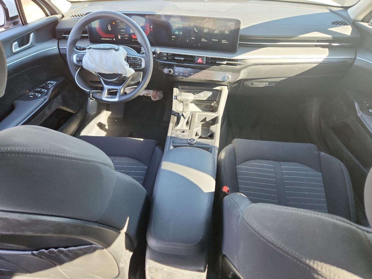 2025 KIA K5