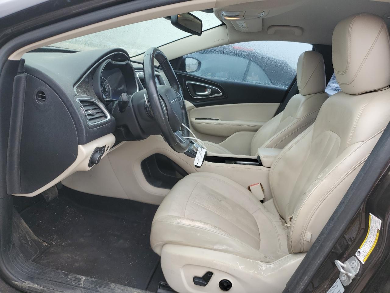 2015 CHRYSLER 200