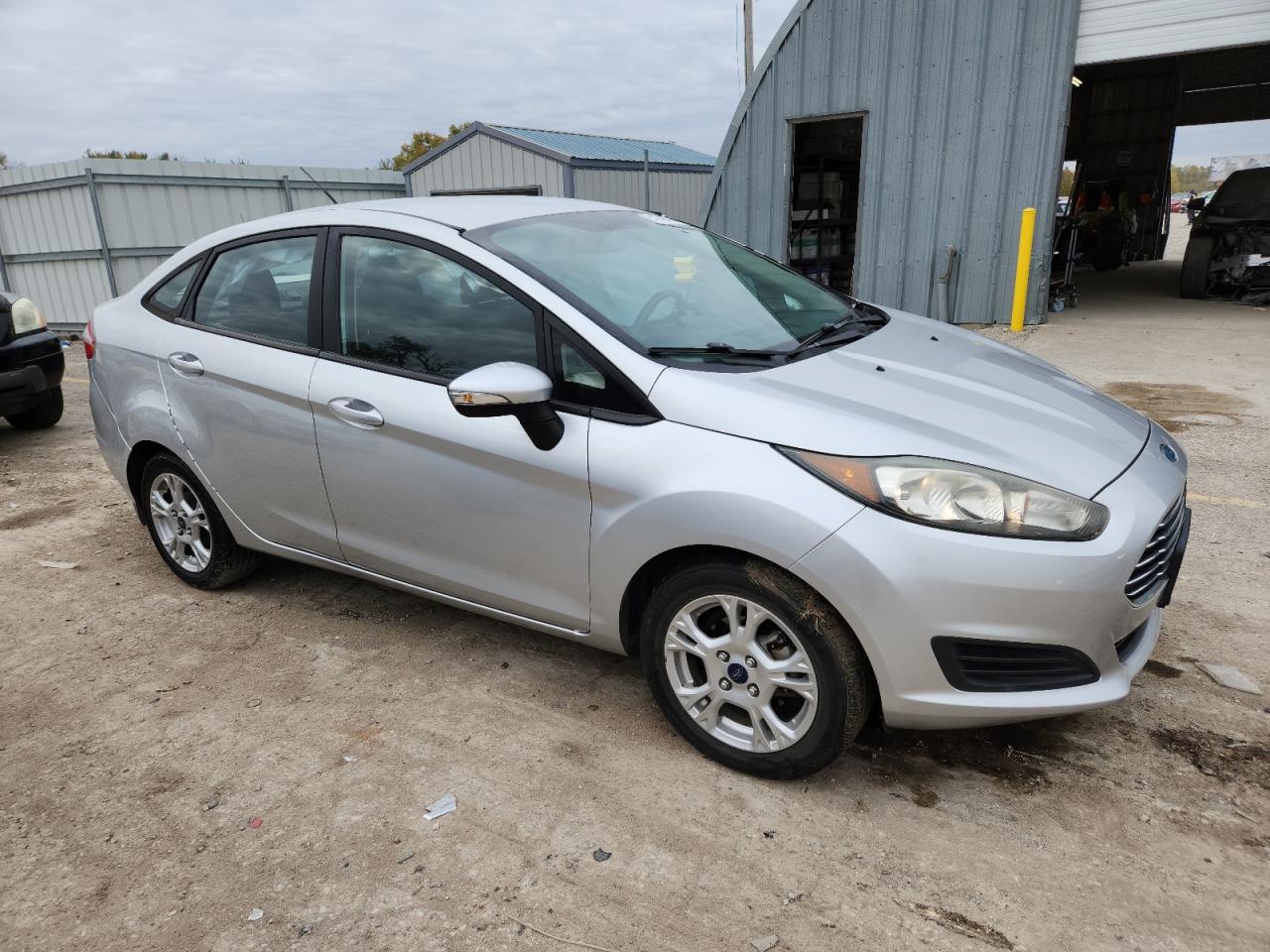2015 FORD Fiesta