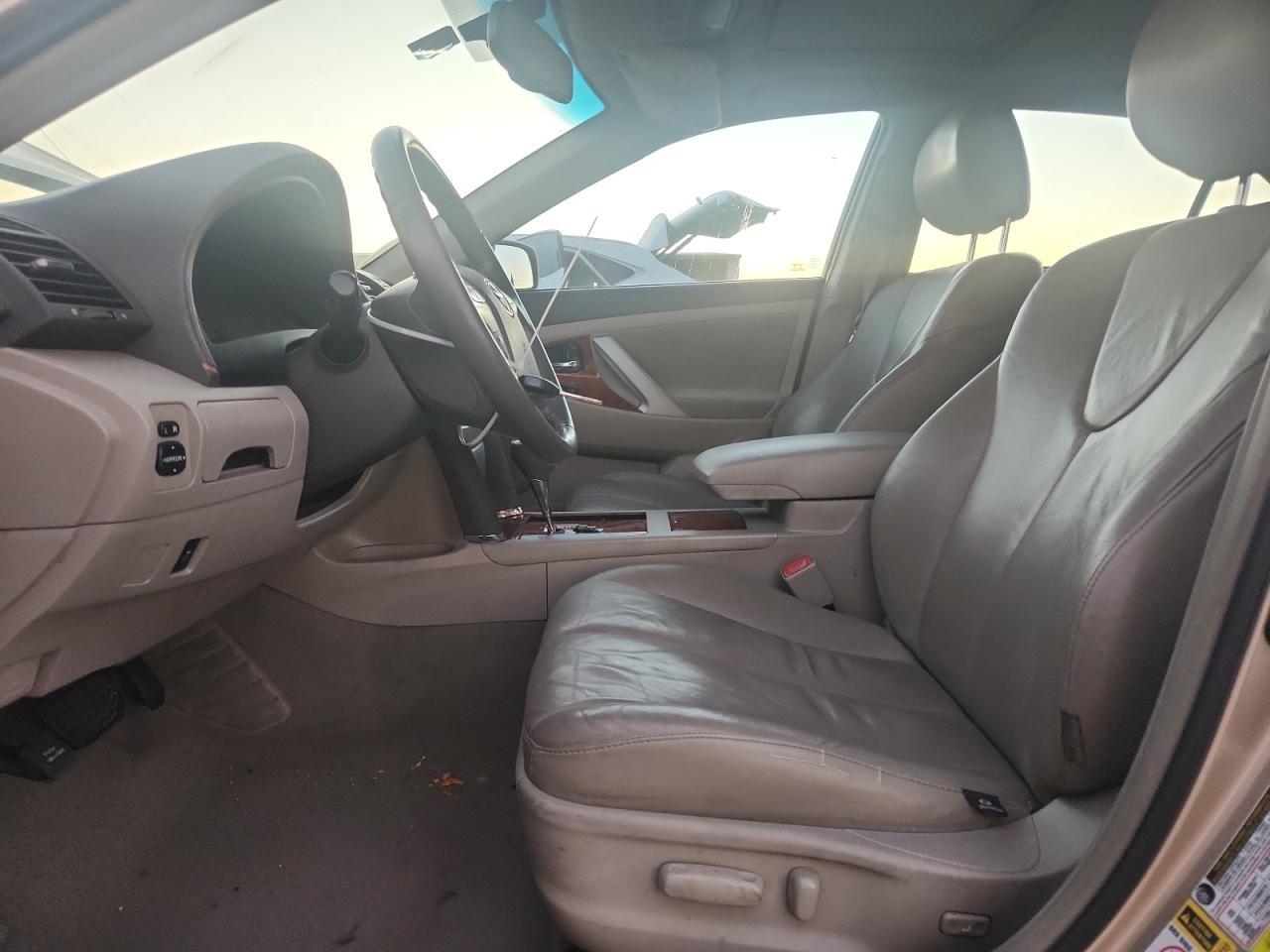 2010 TOYOTA CAMRY