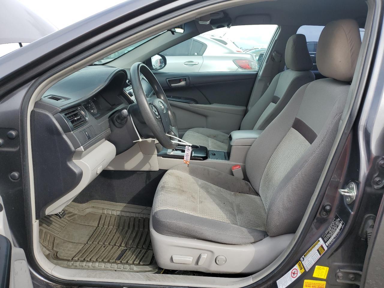 2014 TOYOTA CAMRY