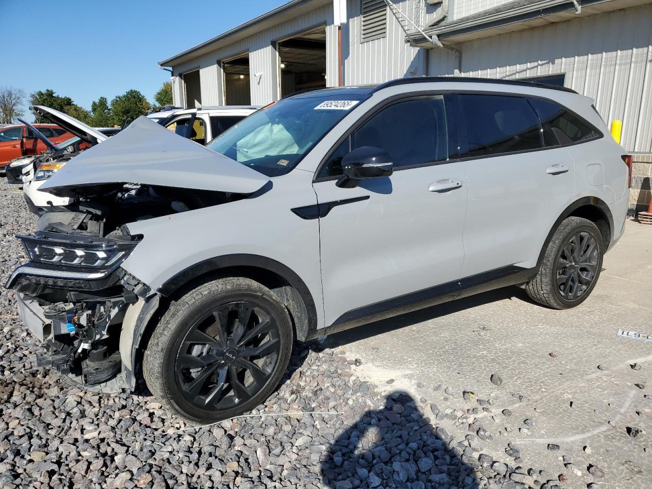 2022 KIA SORENTO