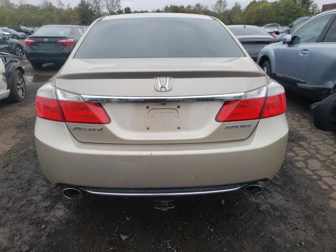 2015 HONDA ACCORD