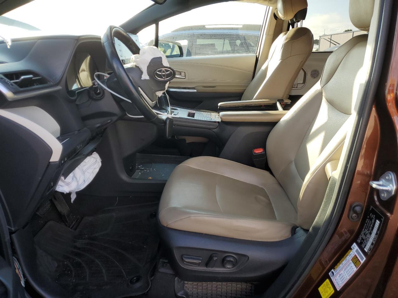 2022 TOYOTA SIENNA
