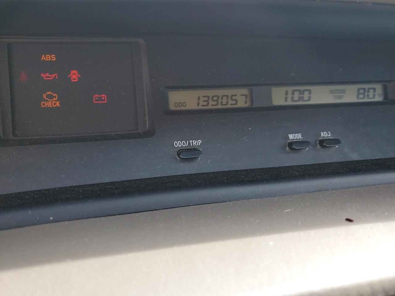 2004 TOYOTA Avalon