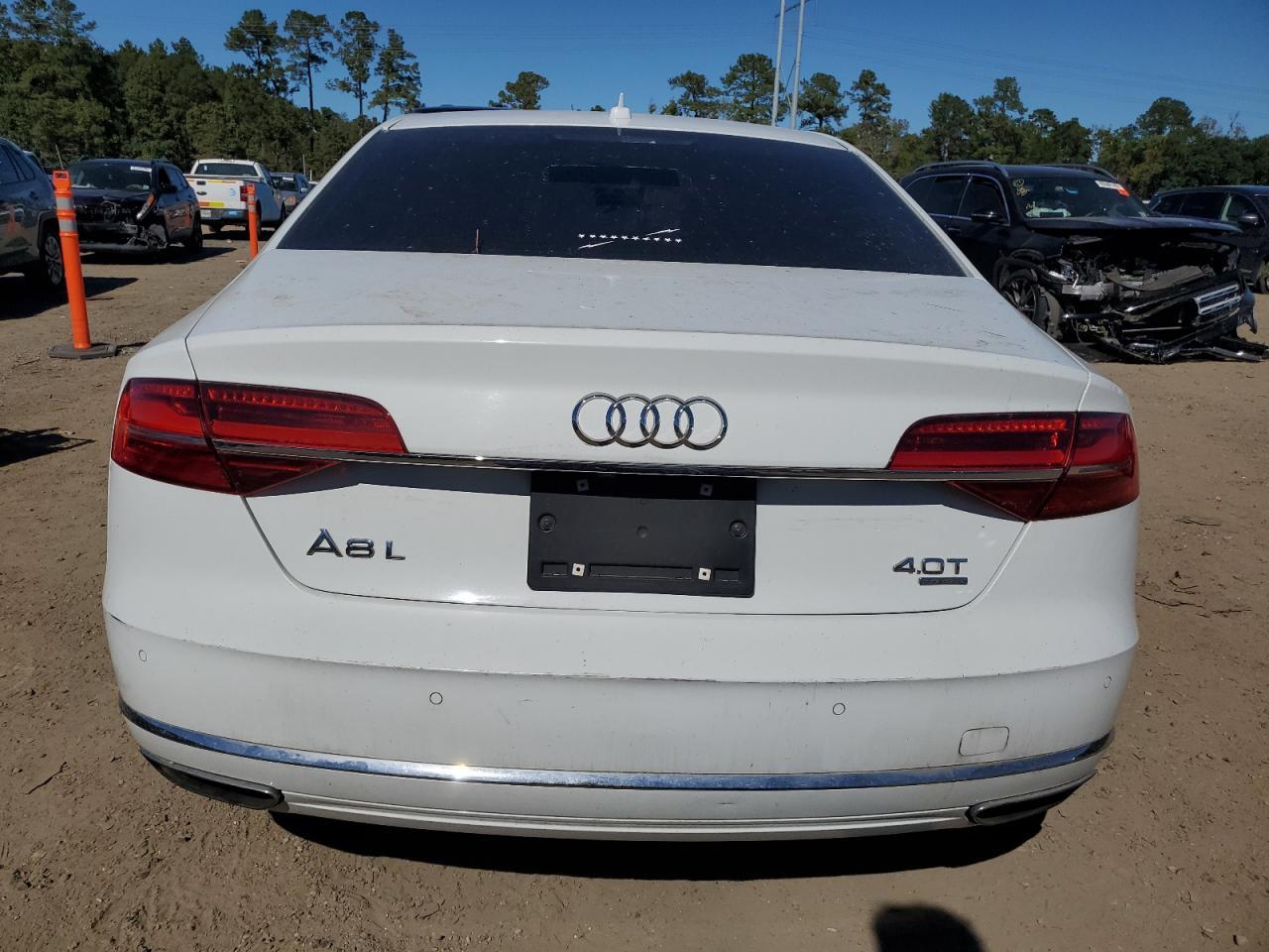 2015 AUDI A8