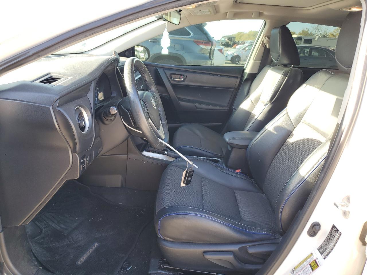 2017 TOYOTA COROLLA