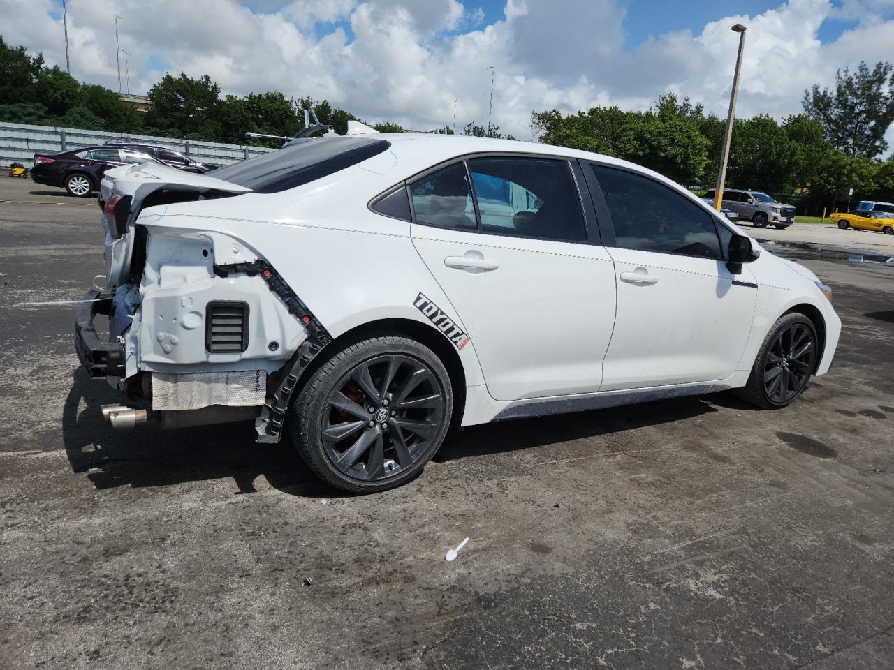 2024 TOYOTA COROLLA