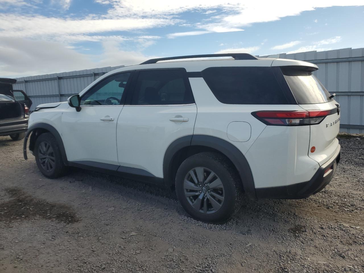 2022 NISSAN PATHFINDER