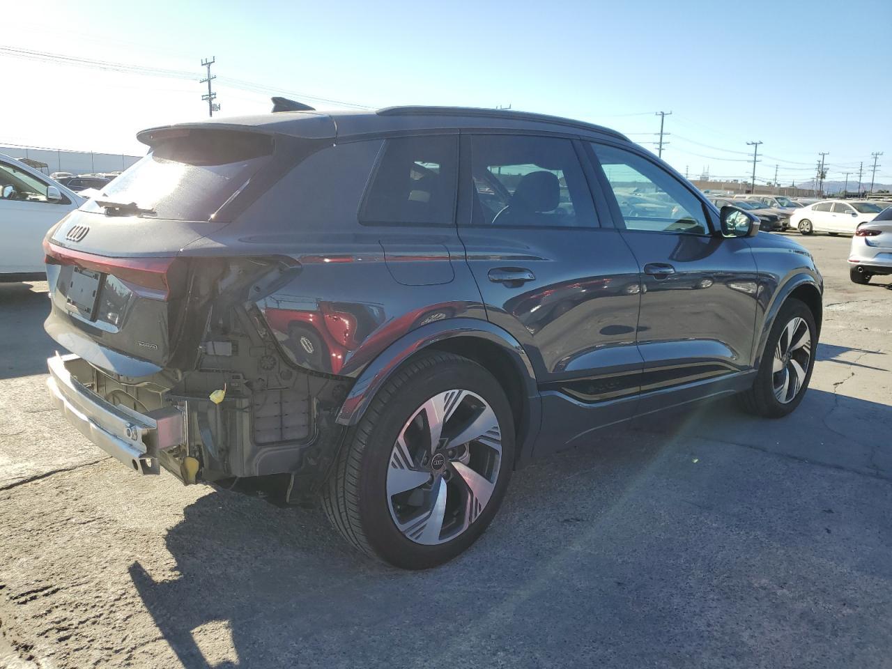 2025 AUDI Q6 e-tron