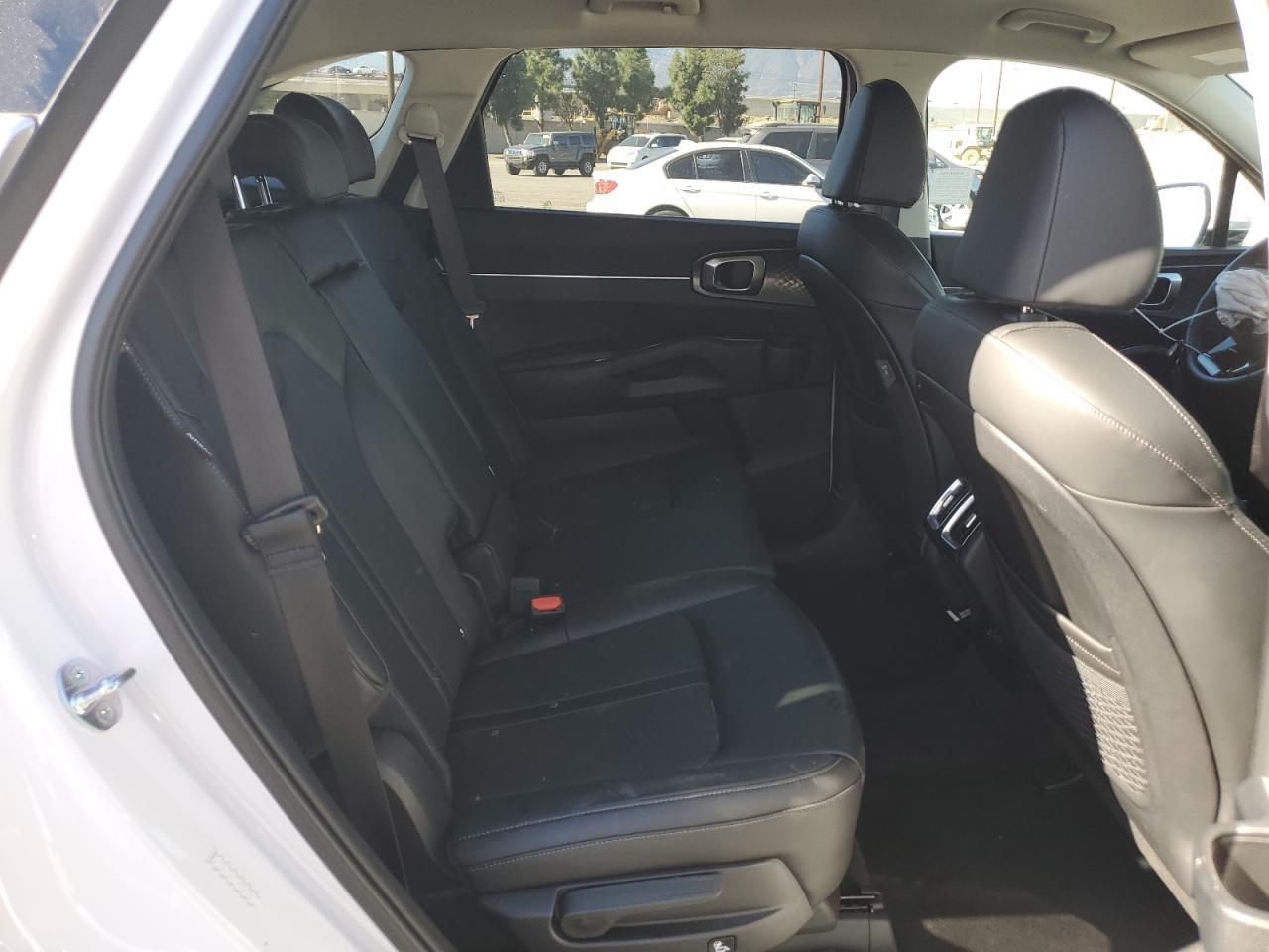 2025 KIA SORENTO