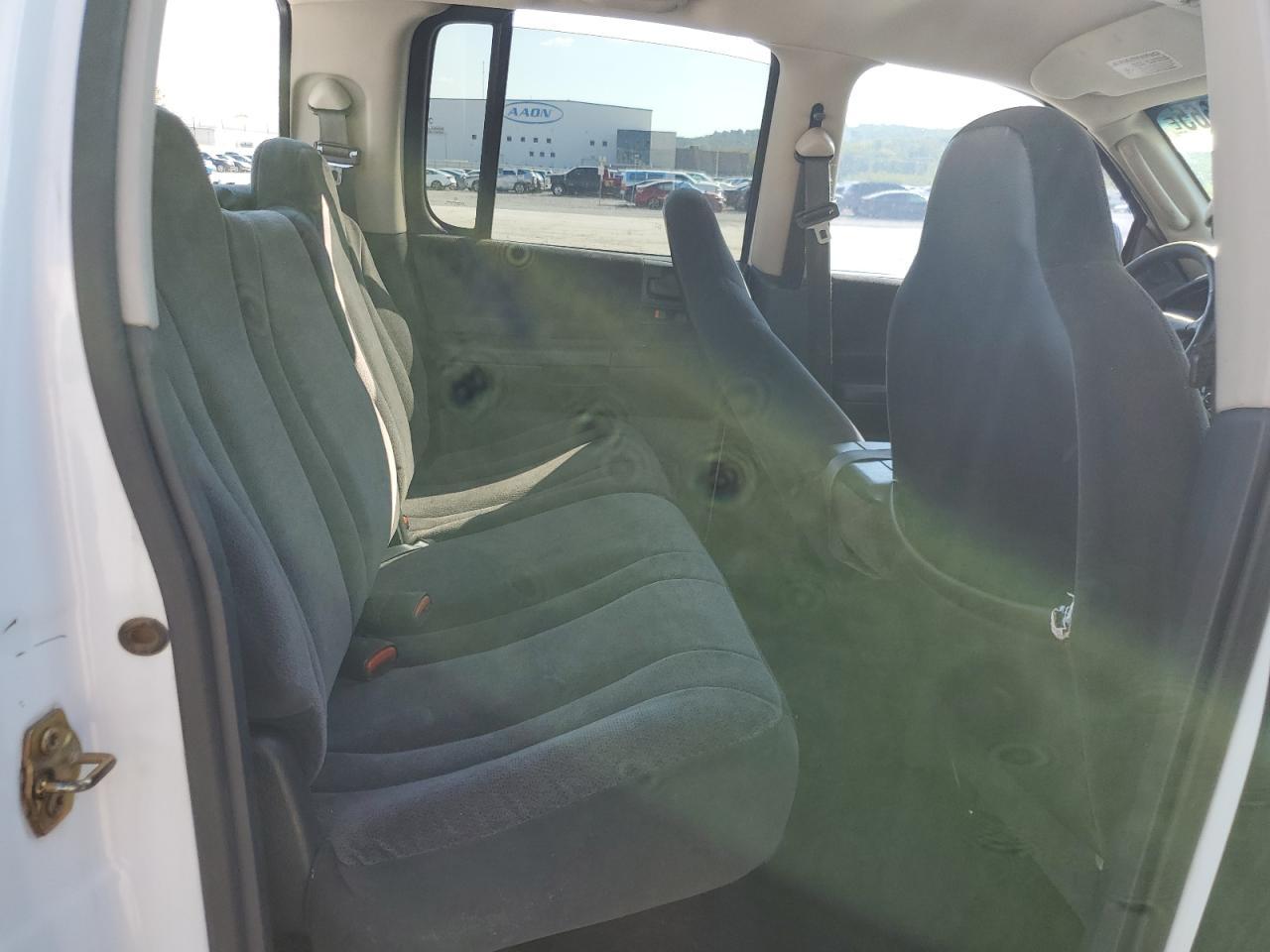 2001 DODGE Dakota