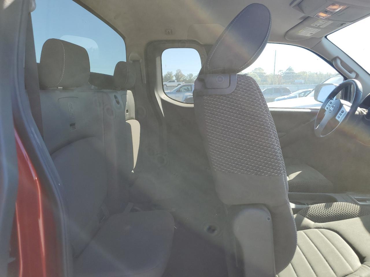 2014 NISSAN Frontier