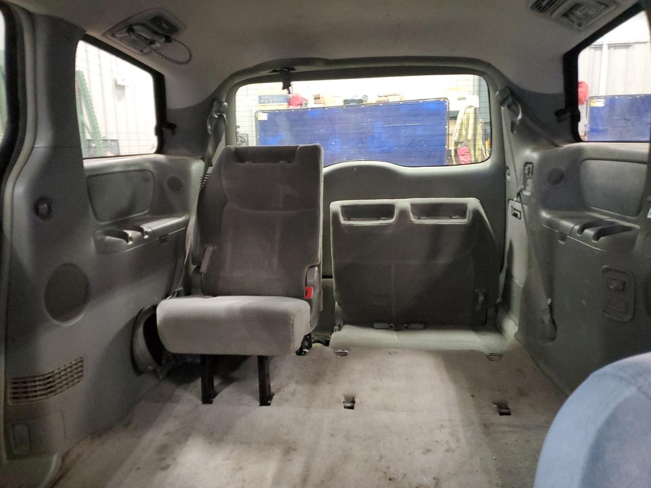2005 TOYOTA SIENNA