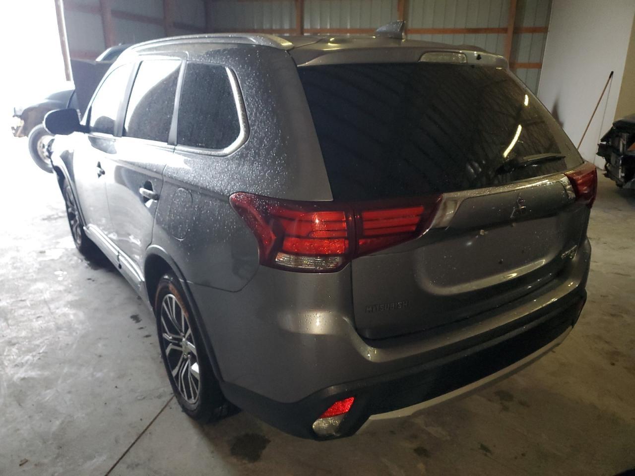 2018 MITSUBISHI outlander
