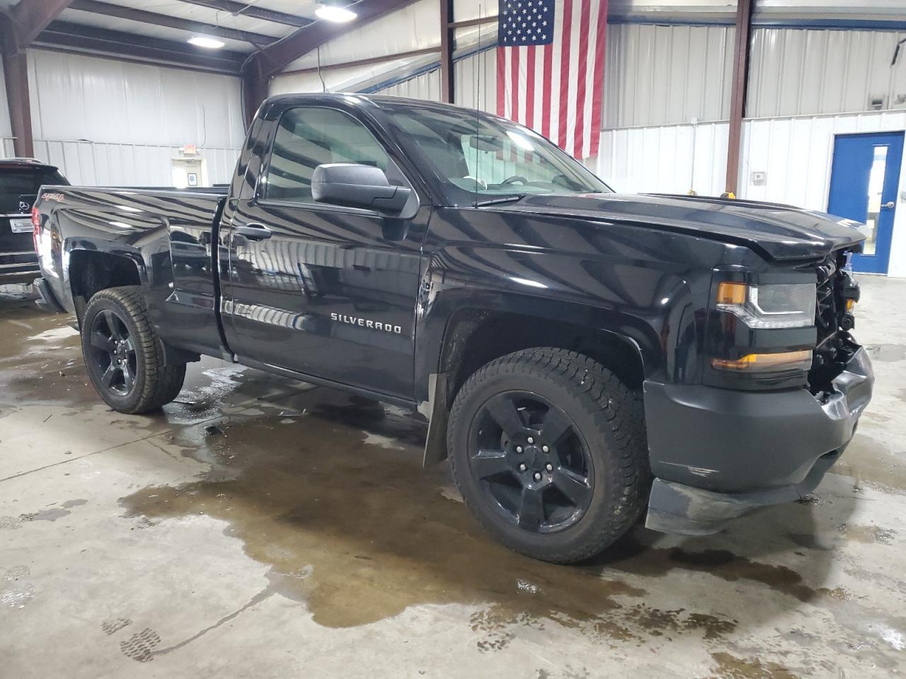 2017 CHEVROLET Silverado