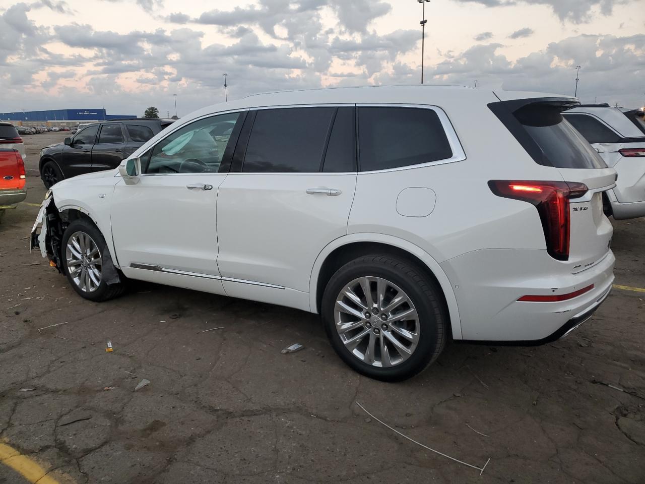 2020 CADILLAC XT6