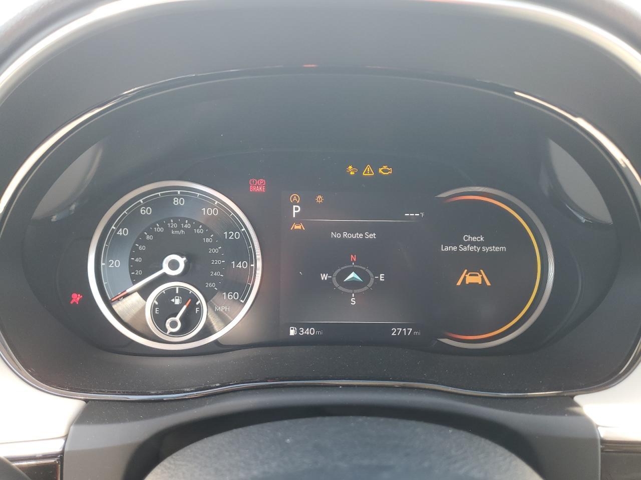 2025 GENESIS GV70