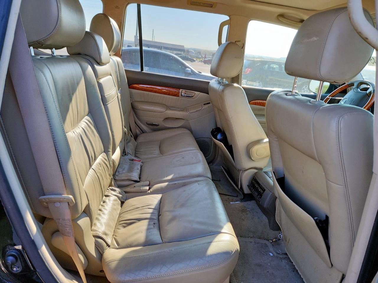 2004 LEXUS Gx