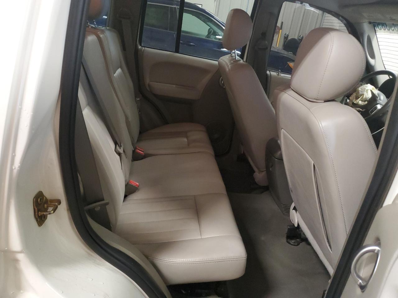 2005 JEEP Liberty