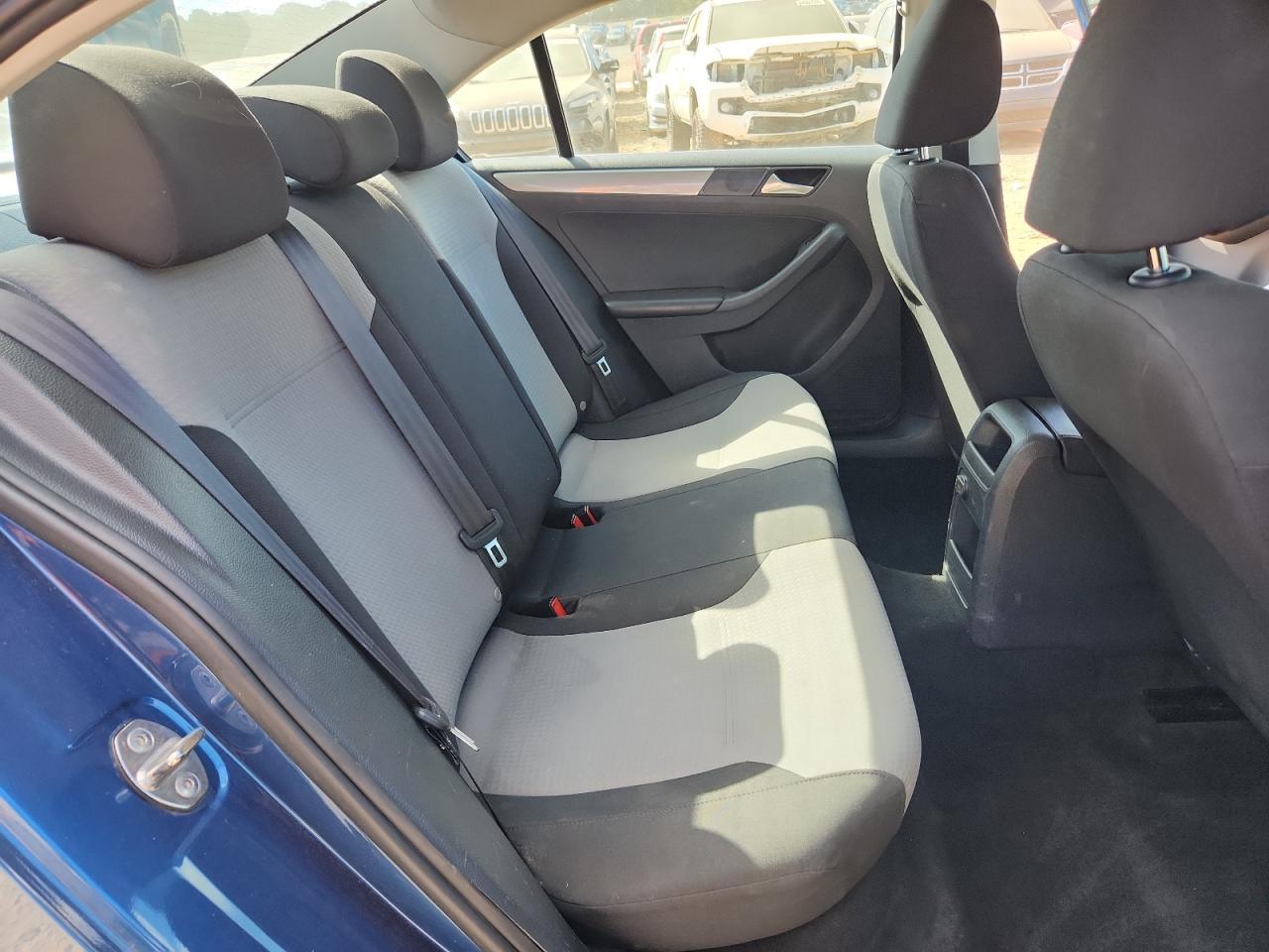 2017 VOLKSWAGEN JETTA