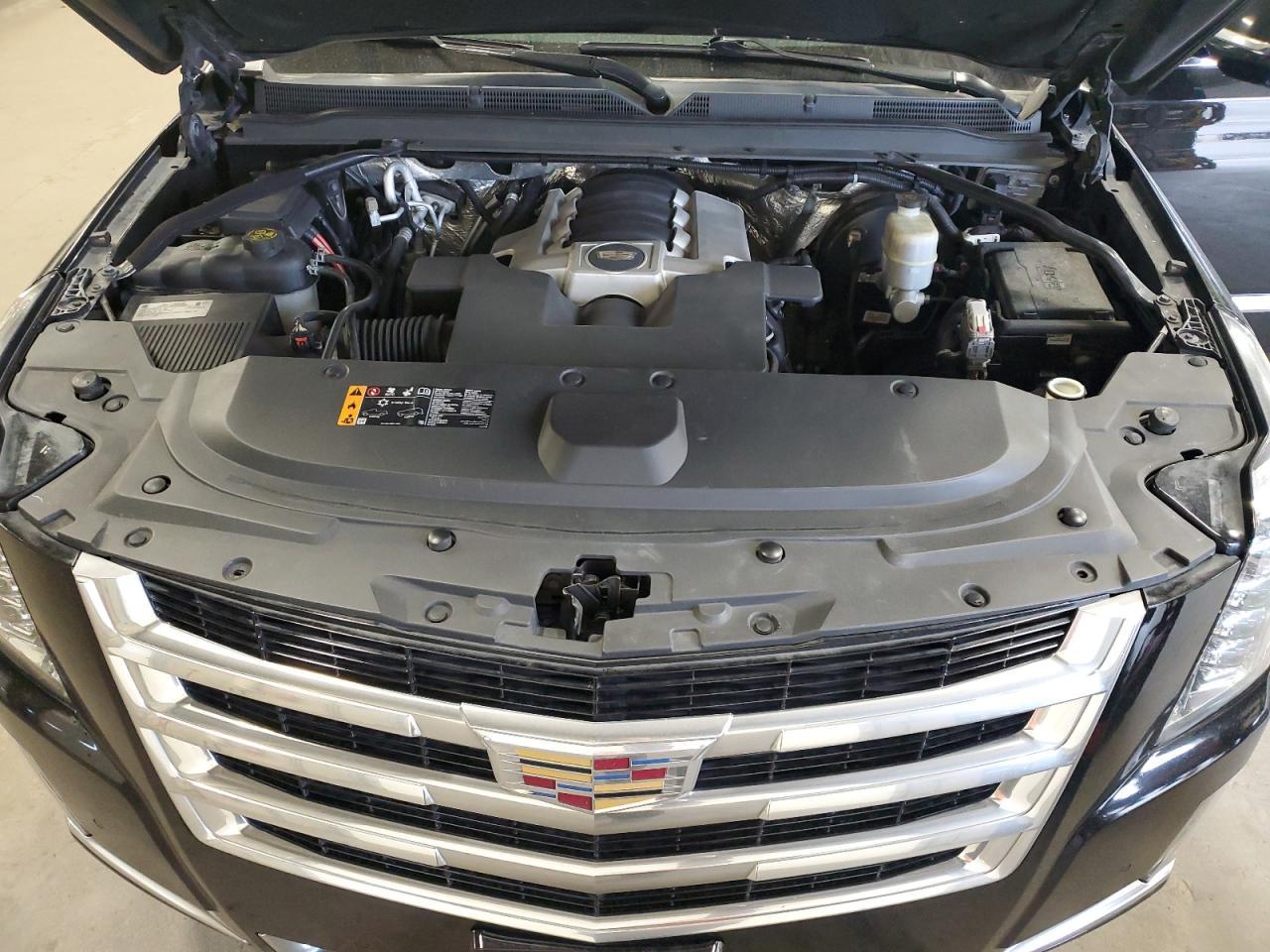 2018 CADILLAC Escalade ESV
