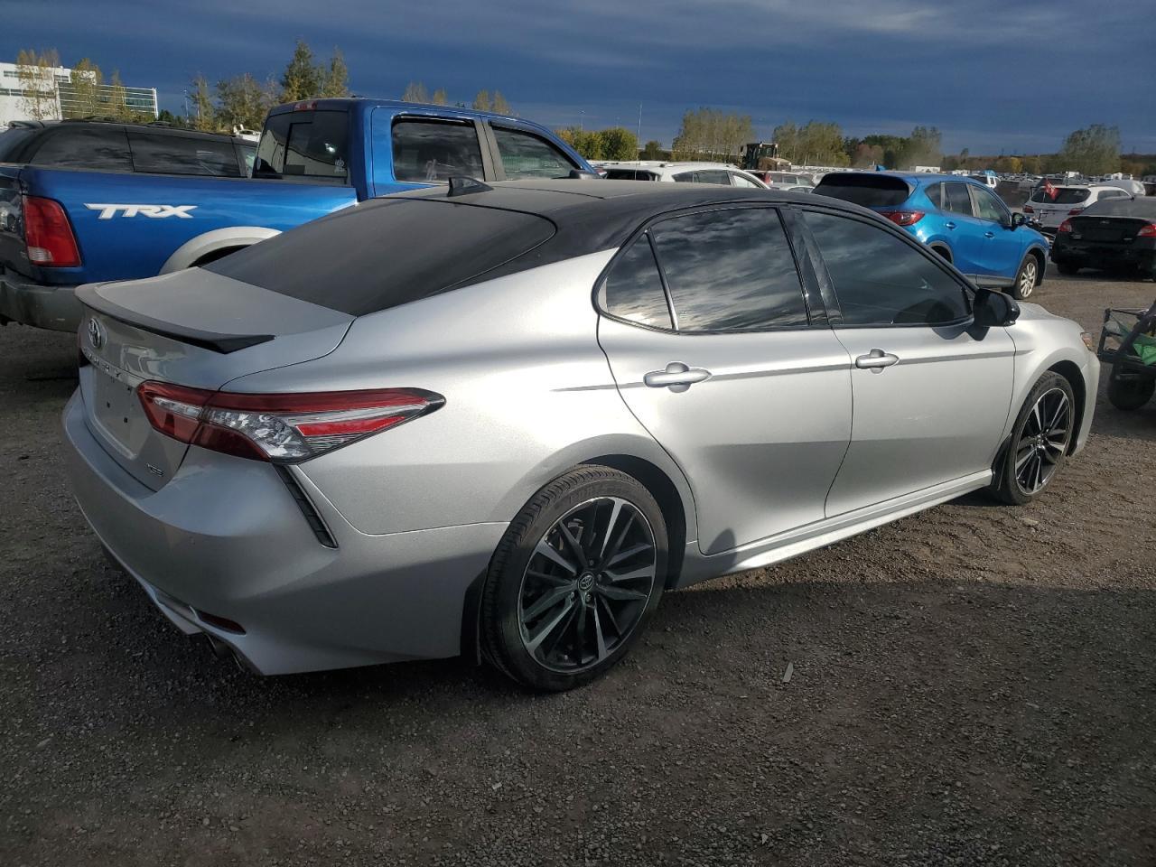 2018 TOYOTA CAMRY