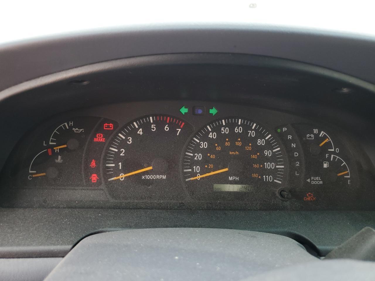 2002 TOYOTA TUNDRA