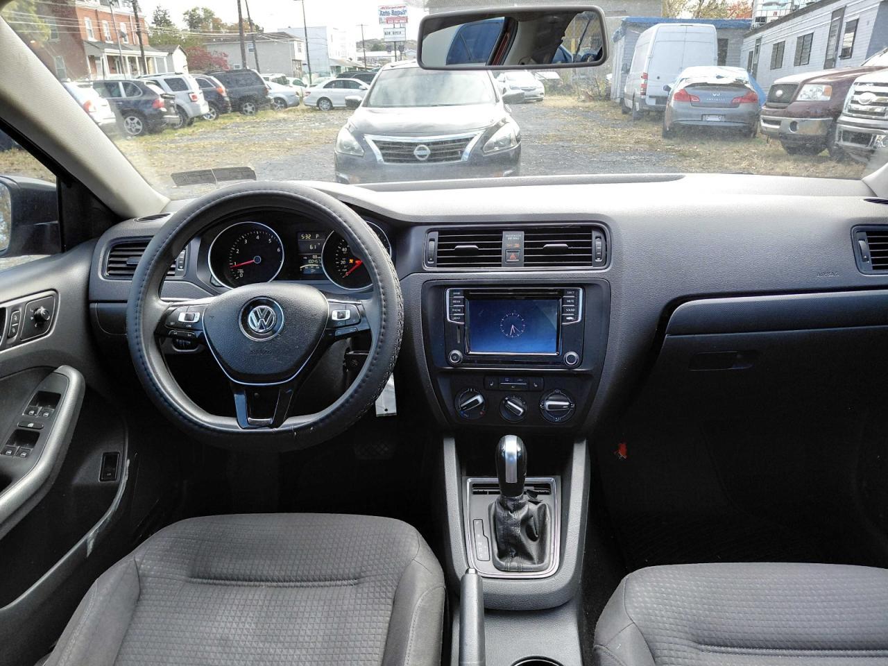 2016 VOLKSWAGEN JETTA