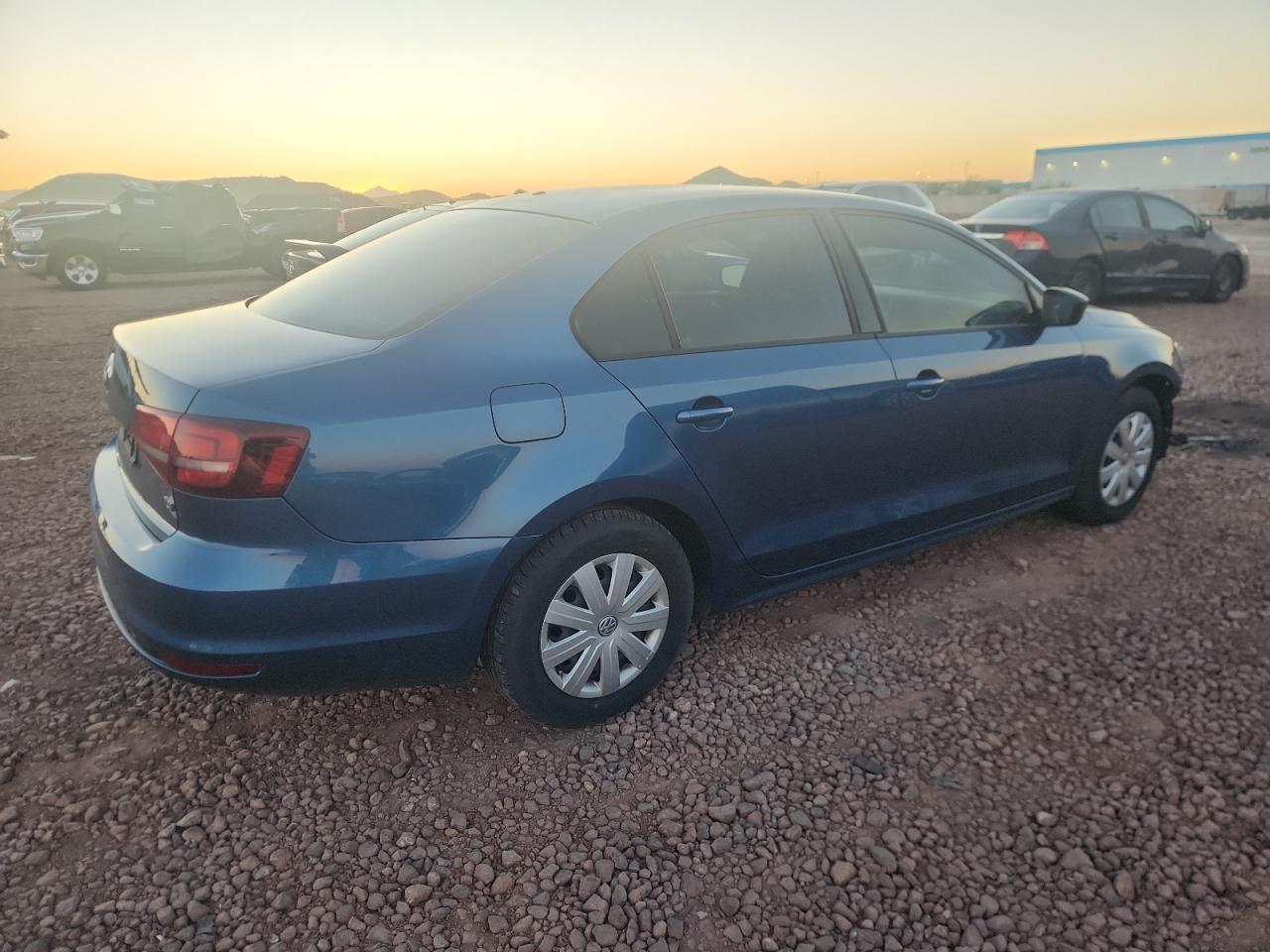 2016 VOLKSWAGEN JETTA