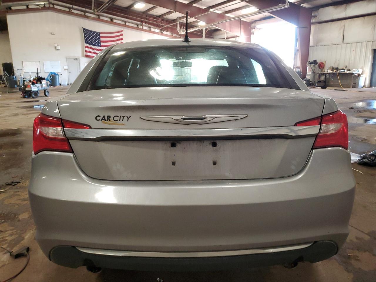 2013 CHRYSLER 200